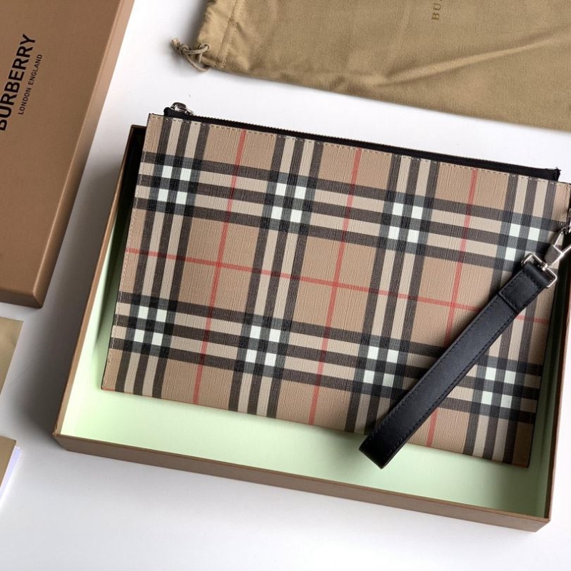 B**rry clutch bags
